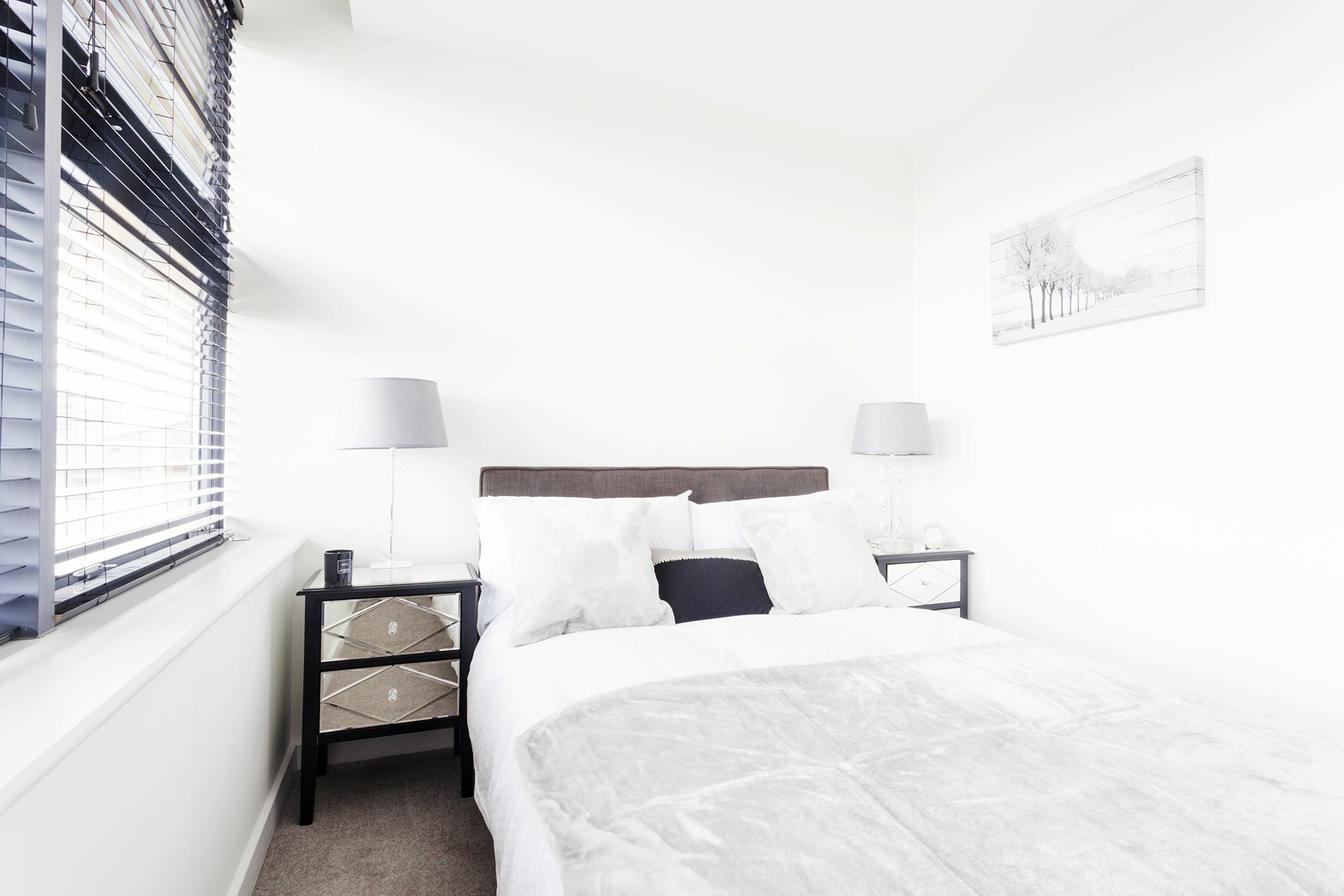 City Stay Apartments - Centro Милтън Кейнс Екстериор снимка